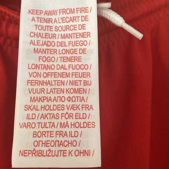 BNWT NIKE SHORTS Size M . - Picture 5 of 10